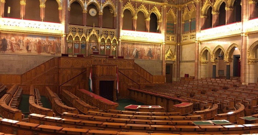 ساختمان مجلس بوداپست