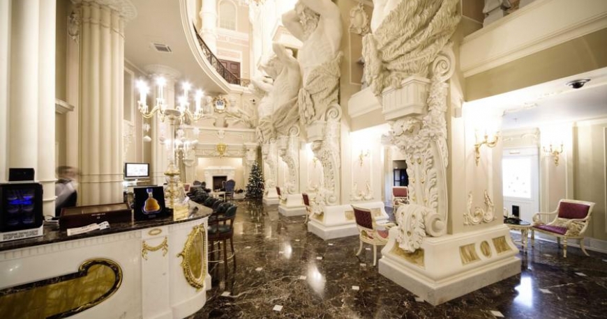 لابی هتل تالئون امپریال سنت پترزبورگ