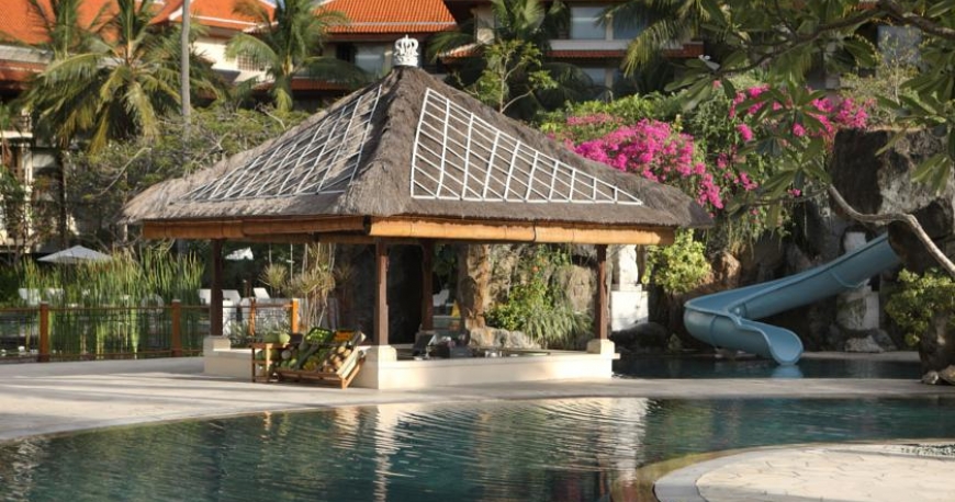 استخر هتل وستین ریزورت بالی