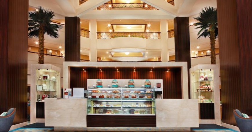 کافی شاپ هتل ال بوستان دبی