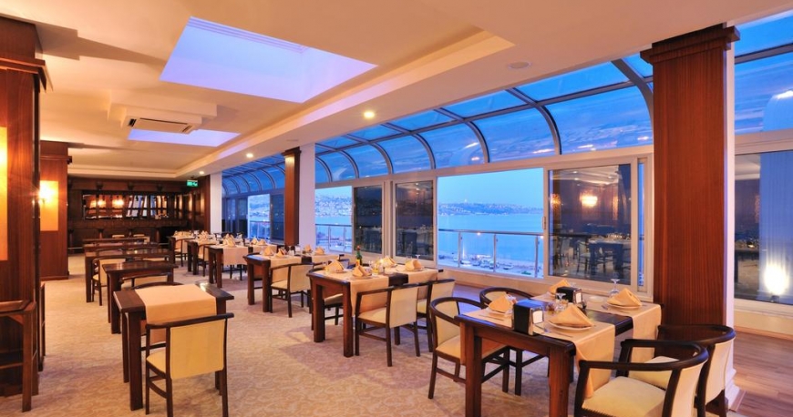 رستوران هتل پلیکان استانبول
