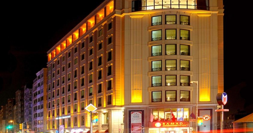 هتل رامادا پلازا استانبول