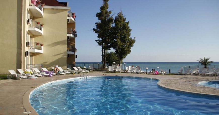 استخر هتل هلیوس بلغارستان